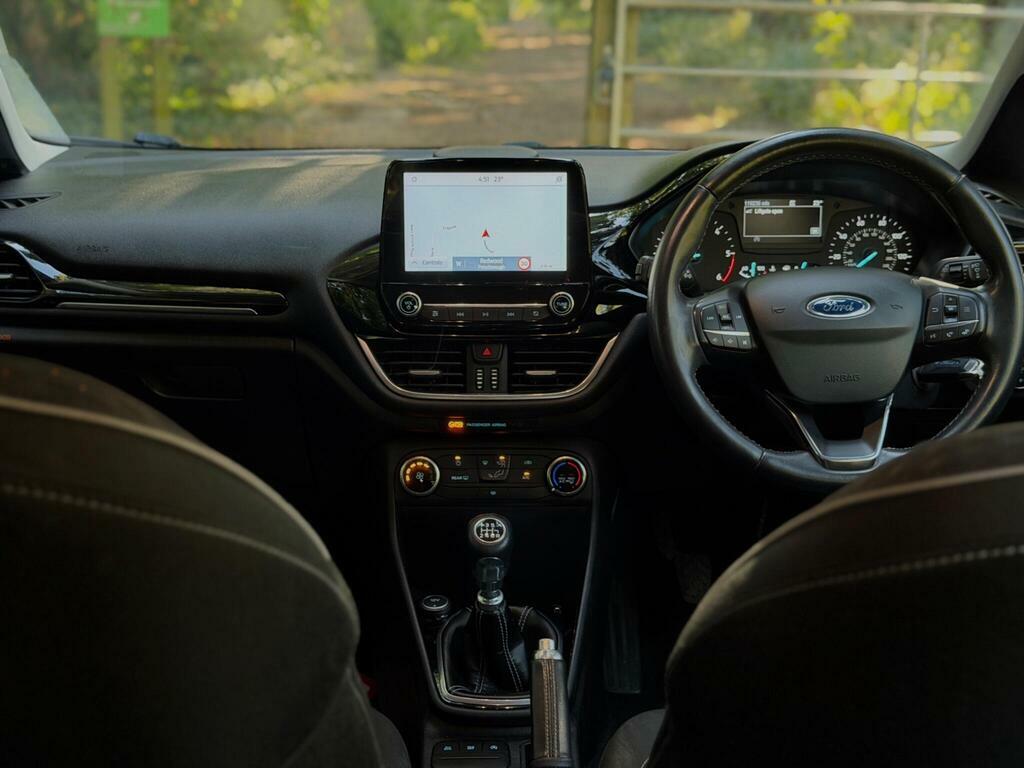 Ford Fiesta 1.0 Ecoboost Zetec Navigation Black #14