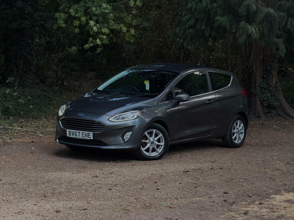Ford Fiesta 1.0 Ecoboost Zetec Navigation Black #1