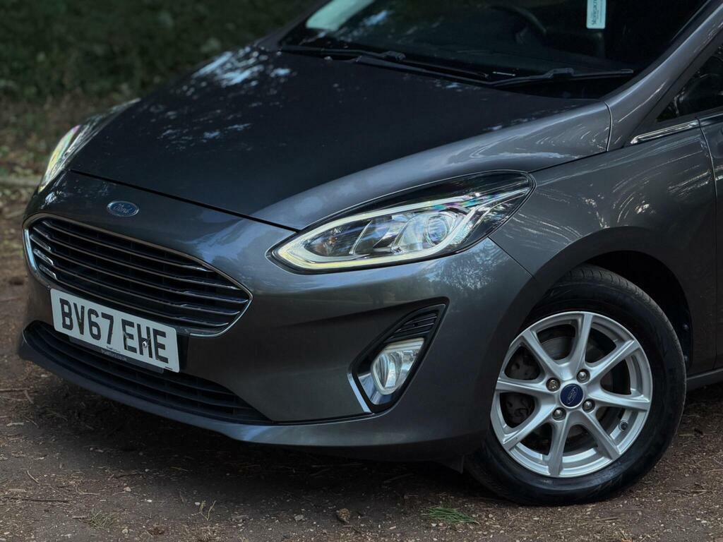 Ford Fiesta 1.0 Ecoboost Zetec Navigation Black #2