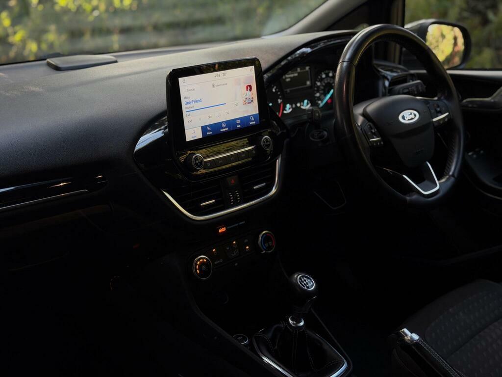 Ford Fiesta 1.0 Ecoboost Zetec Navigation Black #12