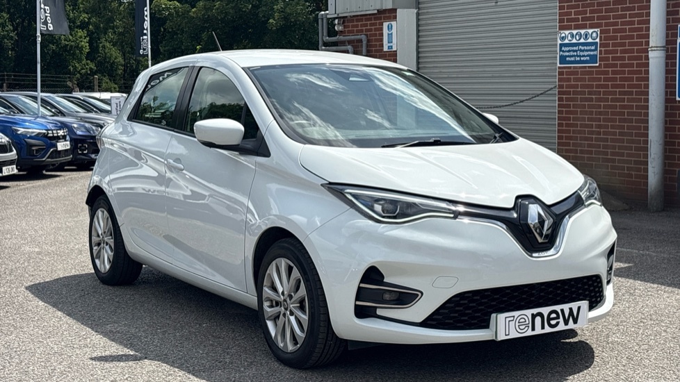 Renault Zoe Zoe 100Kw Iconic R135 50Kwh Rapid Charge FV22NPO White