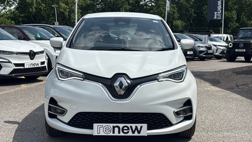 Renault Zoe Zoe 100Kw Iconic R135 50Kwh Rapid Charge FV22NPO White #4