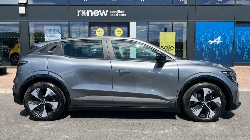 Renault Megane E-Tech Renault Megane E-tech Ev60 160Kw Equilibre 60Kwh O SX72AAY Grey #2