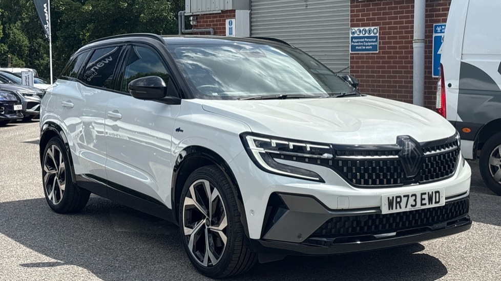 Renault Austral Austral E-tech Fhev Techno Esprit Alpine White