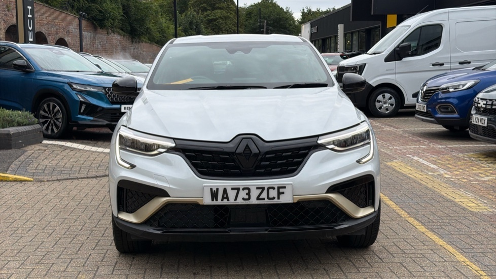 Renault Arkana Renault Arkana 1.6 E-tech Hybrid 145 Engineered WA73ZCF White #4
