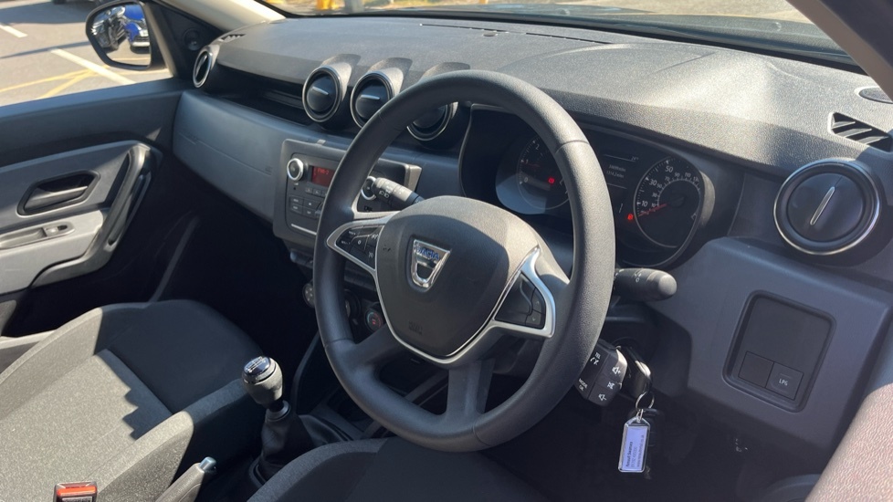 Dacia Duster Duster 1.0 Tce 100 Bi-fuel Essential Estate CF22FYB Grey #6