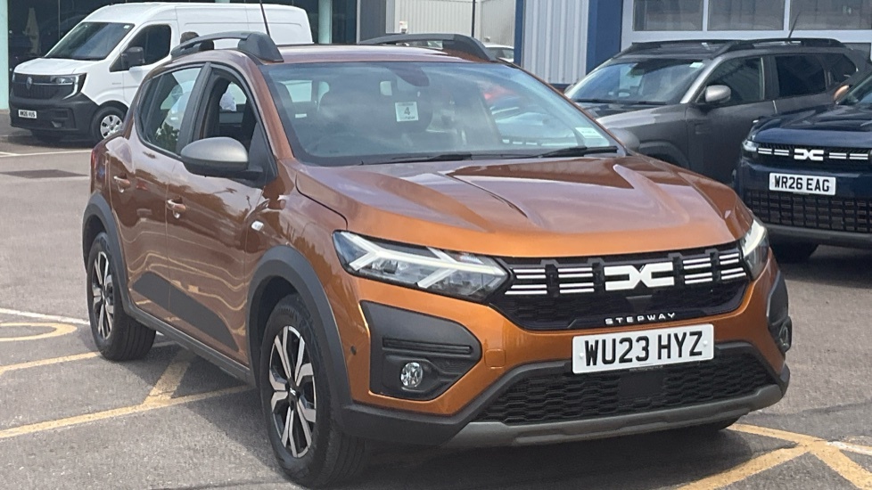 Dacia Sandero Stepway Dacia Sandero Stepway 1.0 Tce Bi-fuel Journey Orange