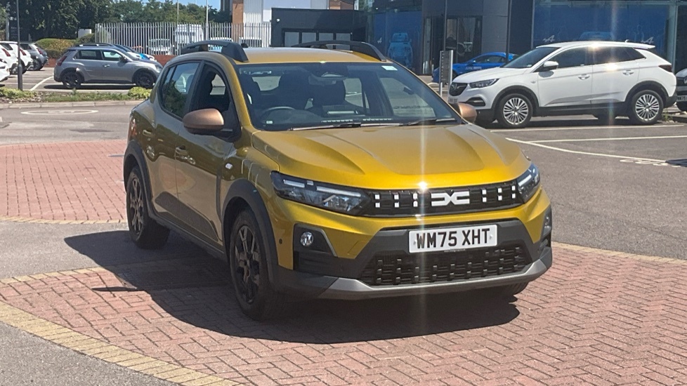 Dacia Sandero Stepway Dacia Sandero Stepway 1.0 Tce Extreme Yellow