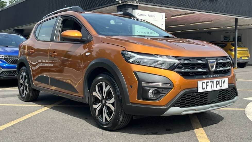 Dacia Sandero Stepway Sandero Stepway 1.0 Tce Prestige Hatchback Orange