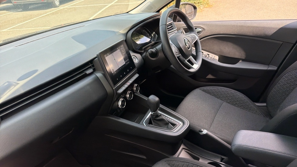Renault Clio Renault Clio 1.6 E-tech Hybrid 140 Iconic Edition Black #6