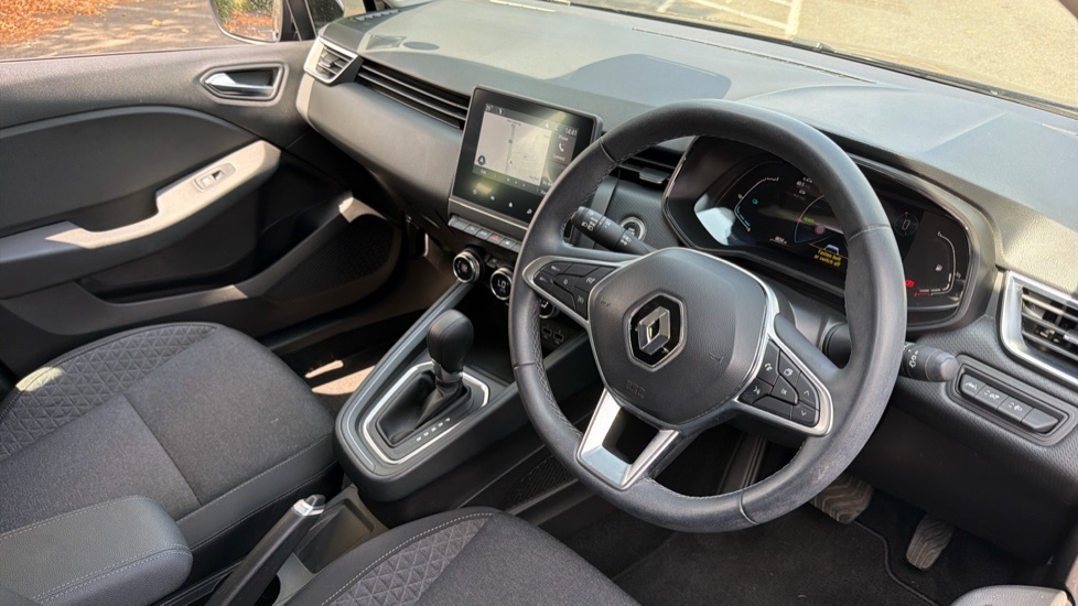 Renault Clio Renault Clio 1.6 E-tech Hybrid 140 Iconic Edition Black #5