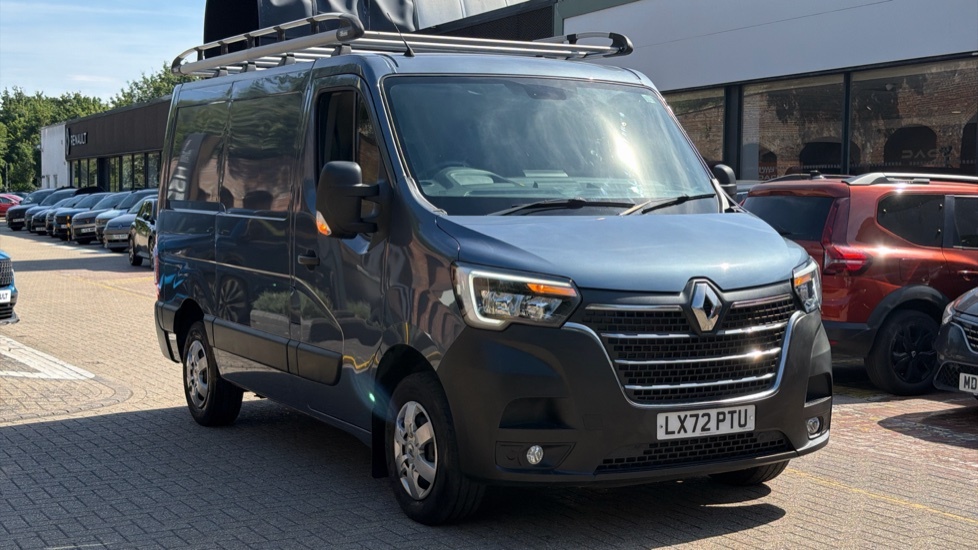 Renault Master Renault Master Sl28dci 135 Business Low Roof Van Blue