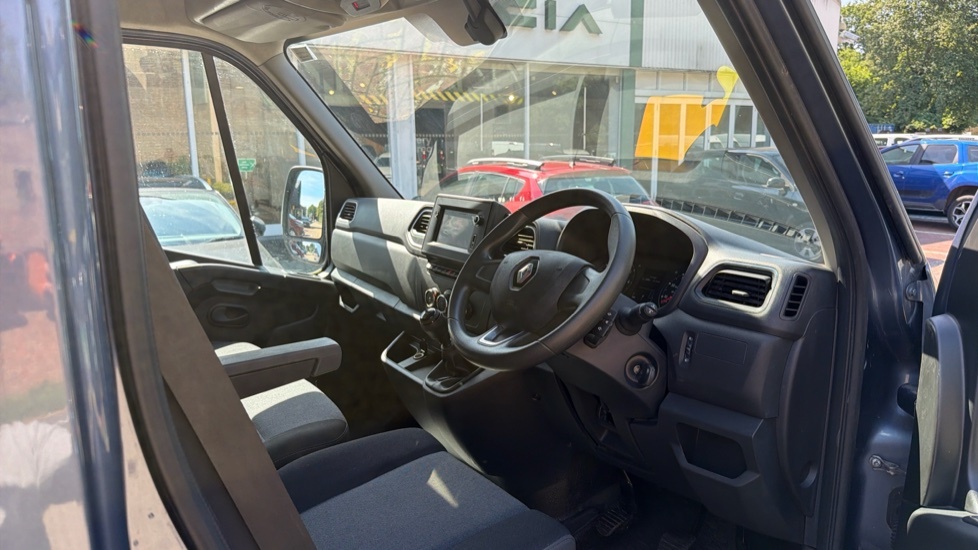 Renault Master Renault Master Sl28dci 135 Business Low Roof Van LX72PTU Blue #5