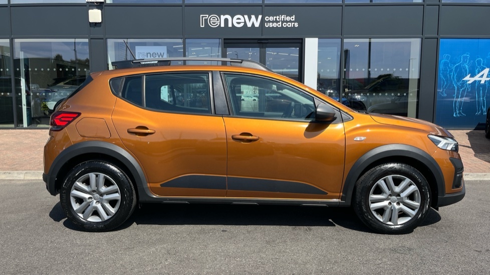Dacia Sandero Stepway Dacia Sandero Stepway 1.0 Tce Expression LL23MVA Orange #2