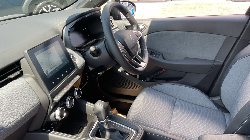 Renault Clio Renault Clio 1.6 E-tech Full Hybrid 145 Techno LP75OWK Black #6