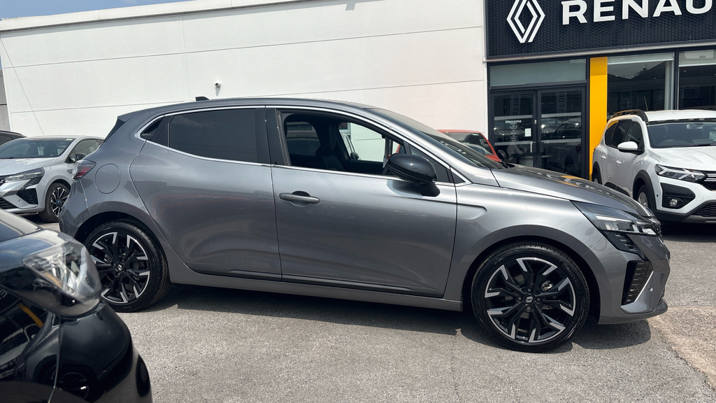 Renault Clio Clio 1.0 Tce 90 Techno Hatchback Grey