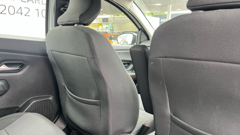 Dacia Sandero Stepway 2022 1.0 Tce Prestige 6-Speed 89 Bhp Euro Orange #16