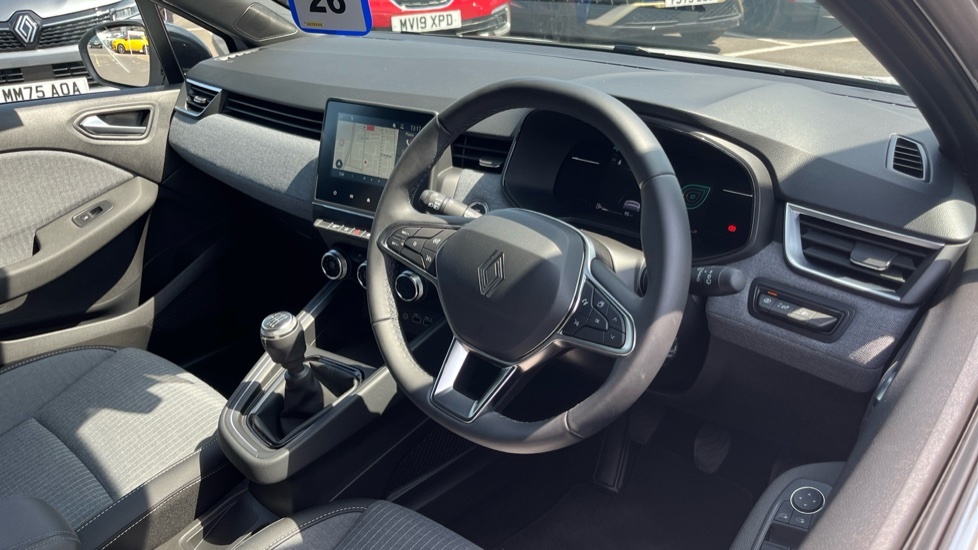 Renault Clio Renault Clio 1.0 Tce 90 Techno MM75ANU White #5