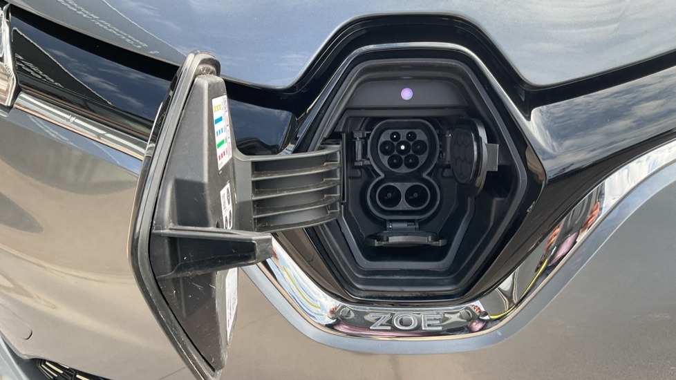 Renault Zoe 100Kw Techno R135 50Kwh Boost Charge White #24