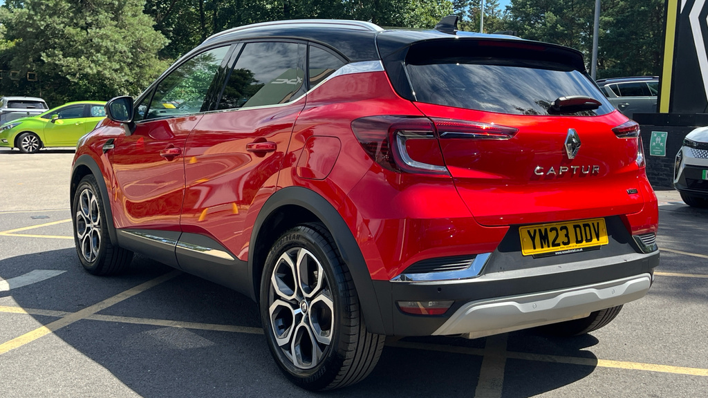 Renault Captur Captur 1.6 E-tech Plug-in Hybrid 160 Techno Au Red #3