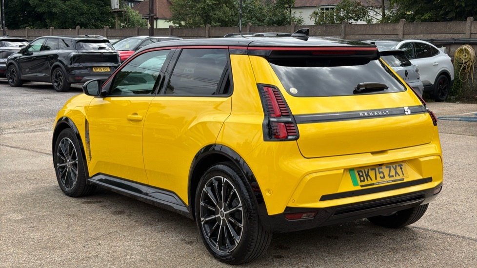 Renault 5 E-Tech Comfort Range 52Kwh Iconic Five  #3