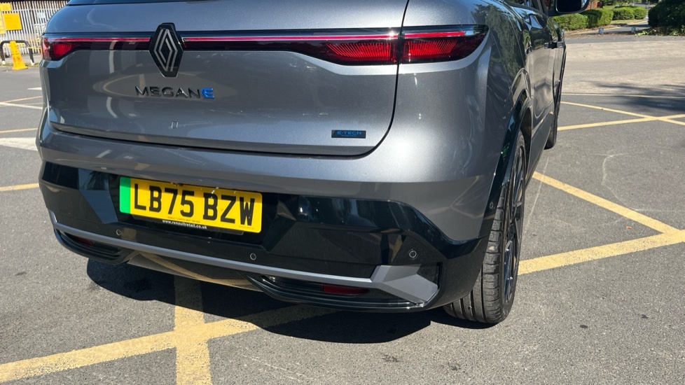 Renault Megane E-Tech Techno Black #24