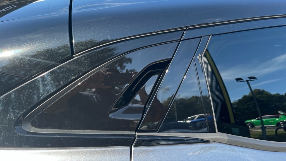 Renault Megane E-Tech Techno Black #37