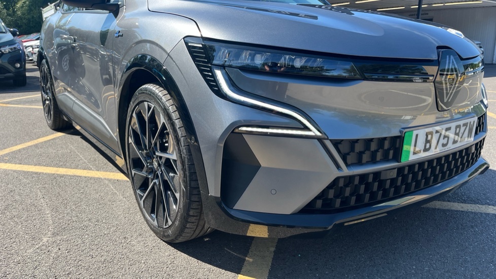Renault Megane E-Tech Techno Black #23
