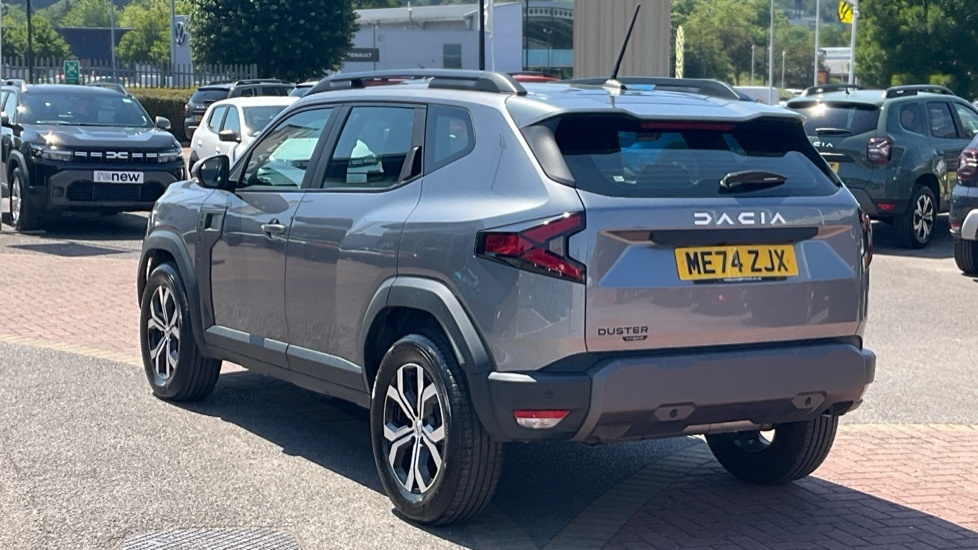 Dacia Duster Duster 1.6 Hybrid 140 Expression Estate ME74ZJX Grey #3
