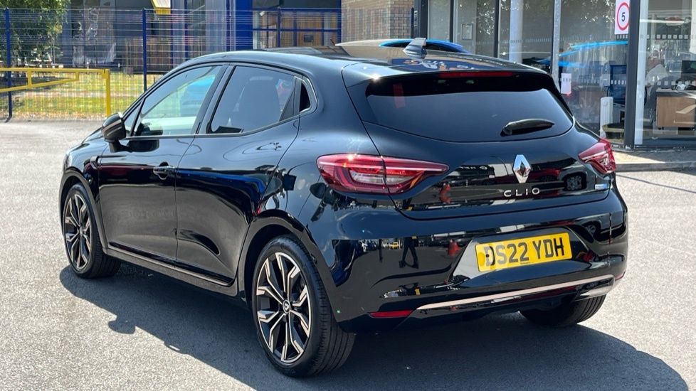 Renault Clio Renault Clio 1.6 E-tech Hybrid 140 Lutecia Se Black #3