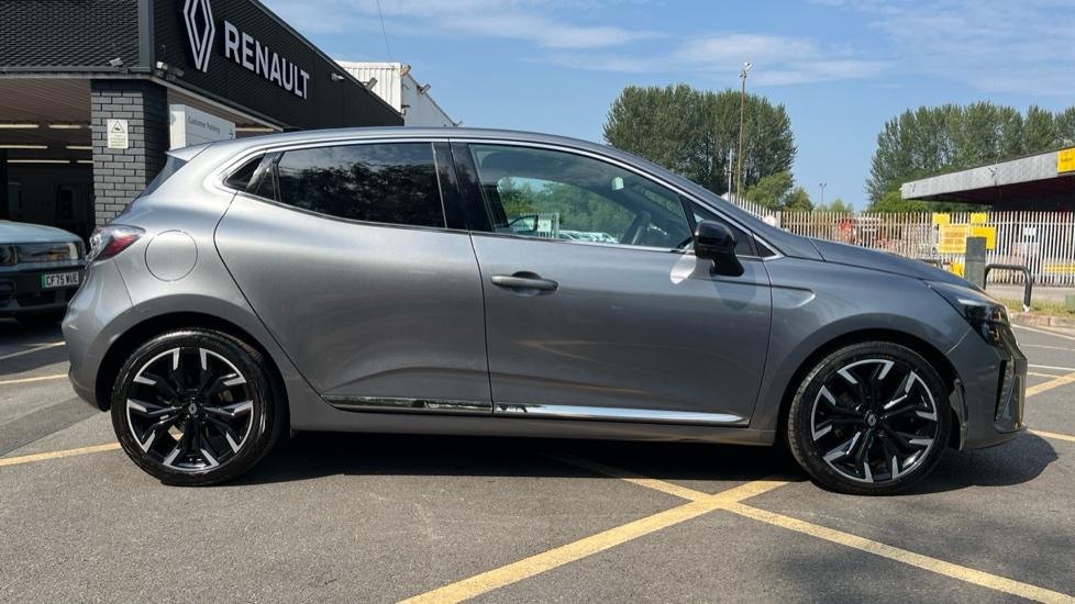 Renault Clio Renault Clio 1.0 Tce 90 Techno CF24MMK Grey #2