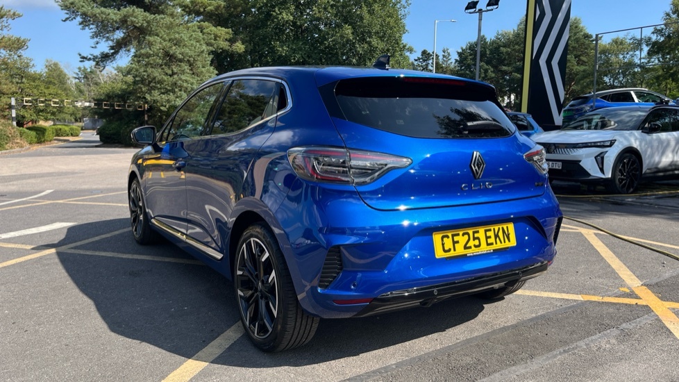 Renault Clio Renault Clio 1.6 E-tech Full Hybrid 145 Techno CF25EKN Blue #3