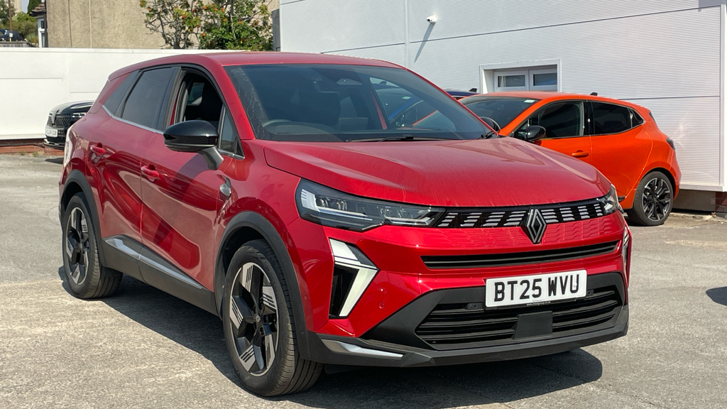 Renault Symbioz Renault Symbioz 1.6 E-tech Fhev 145 Techno Aut BT25WVU Red