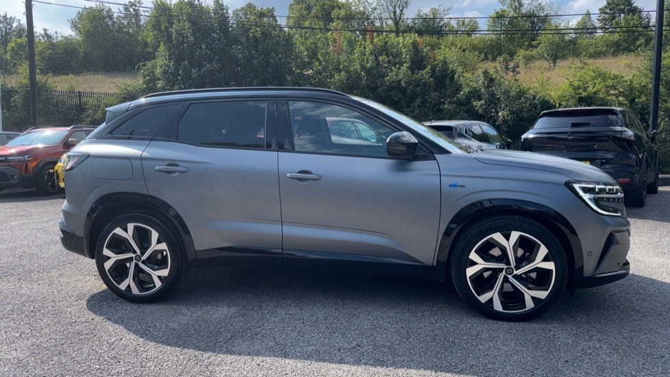 Renault Austral Renault Austral 1.2 E-tech Fhev Techno Esprit Alpi Black #2