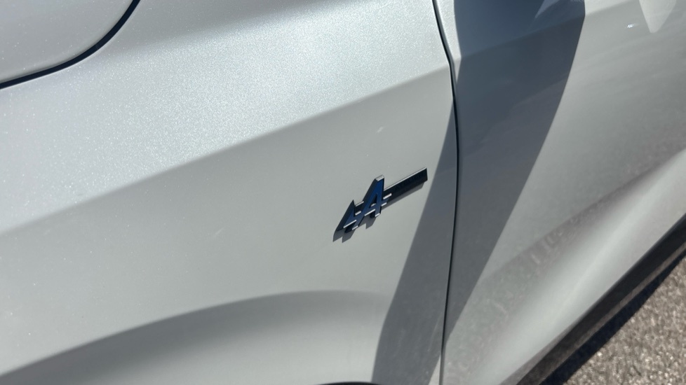 Renault Rafale E-tech Fhev Techno Esprit Alpine 4C White #47