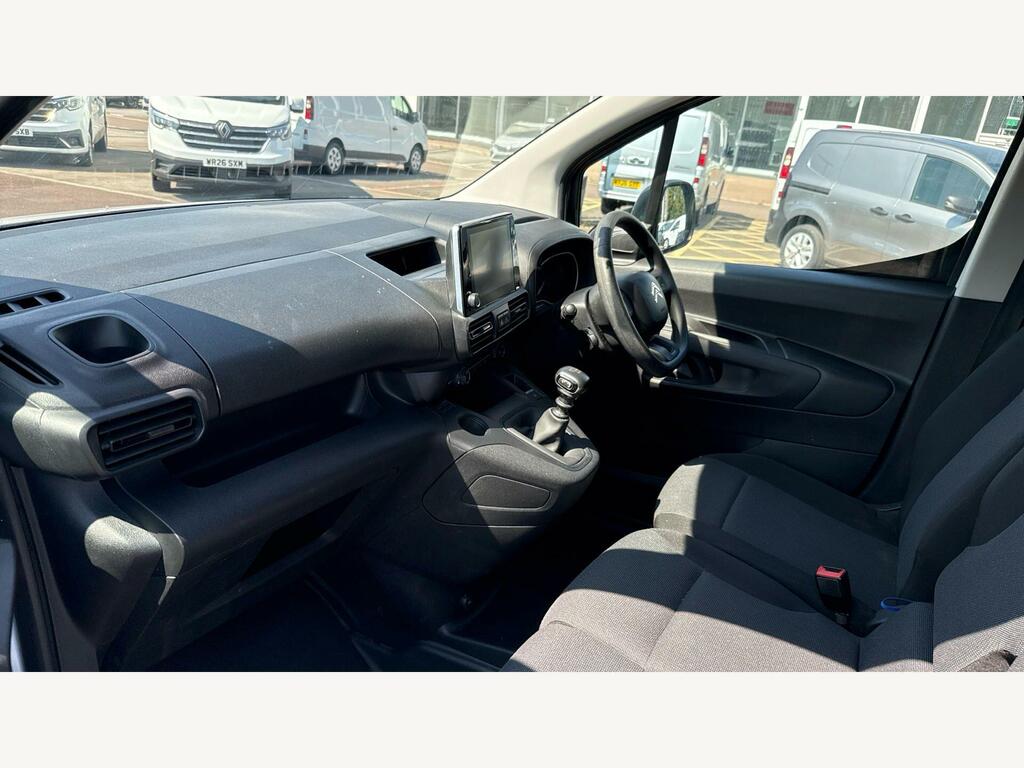 Citroen Berlingo Driver Edition White #12