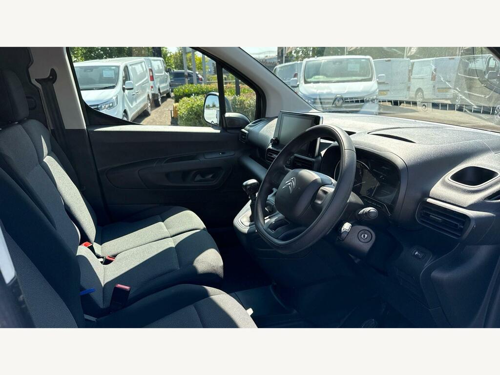 Citroen Berlingo Driver Edition White #11