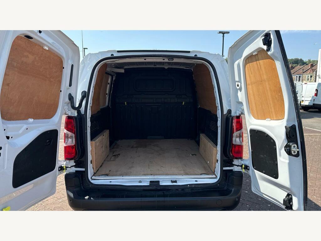 Citroen Berlingo Driver Edition White #28
