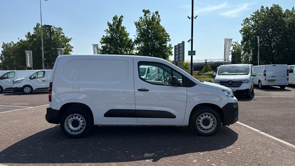 Citroen Berlingo Citroen Berlingo 1.5Tm Ent Van White #3