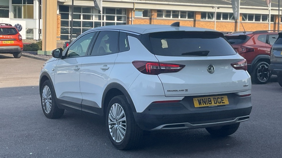 Vauxhall Grandland X 1.2 Turbo Tech Line Nav Euro 6 Ss White #3