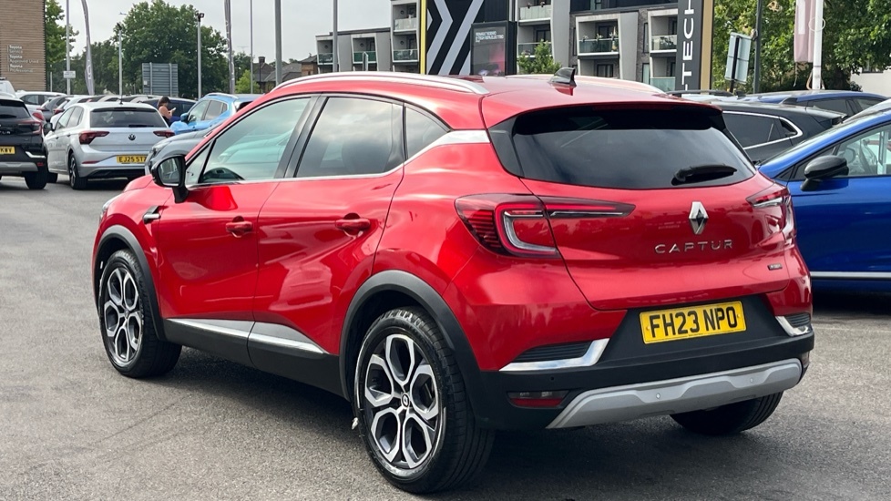Renault Captur Captur 1.6 E-tech Full Hybrid 145 Techno FH23NPO Red #3