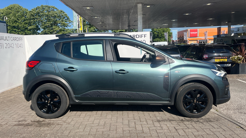 Dacia Sandero Stepway Dacia Sandero Stepway 1.0 Tce Extreme Cvt Green #2
