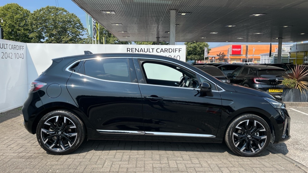 Renault Clio Renault Clio 1.6 E-tech Full Hybrid 145 Techno Black #2