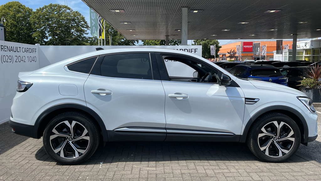 Renault Arkana Renault Arkana 1.6 E-tech Fhev 145 Techno White #2