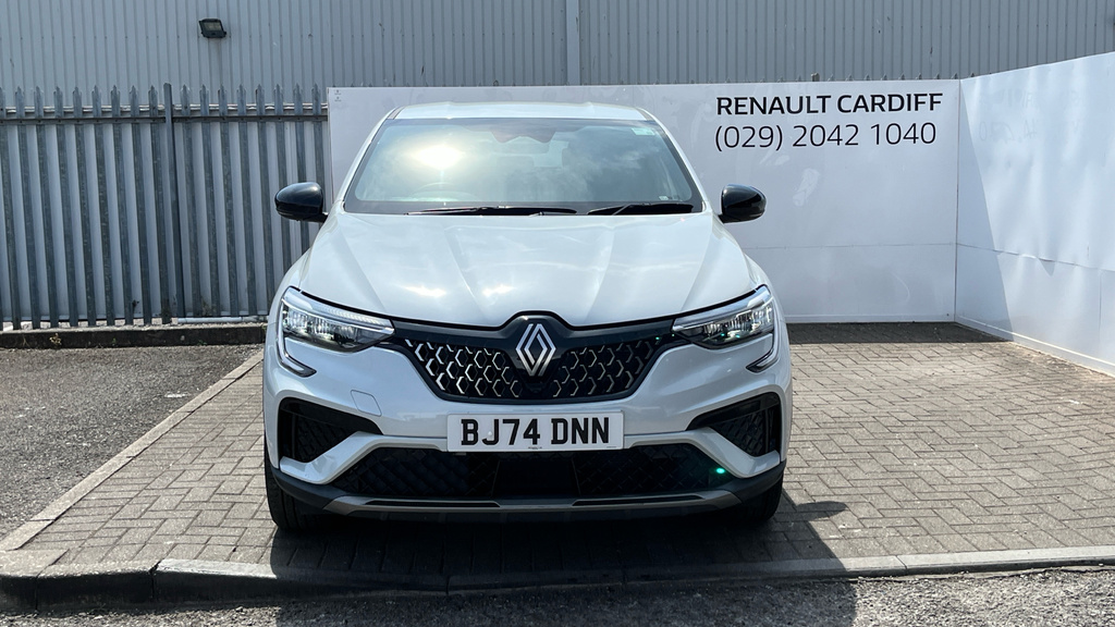 Renault Arkana Renault Arkana 1.6 E-tech Fhev 145 Techno White #4