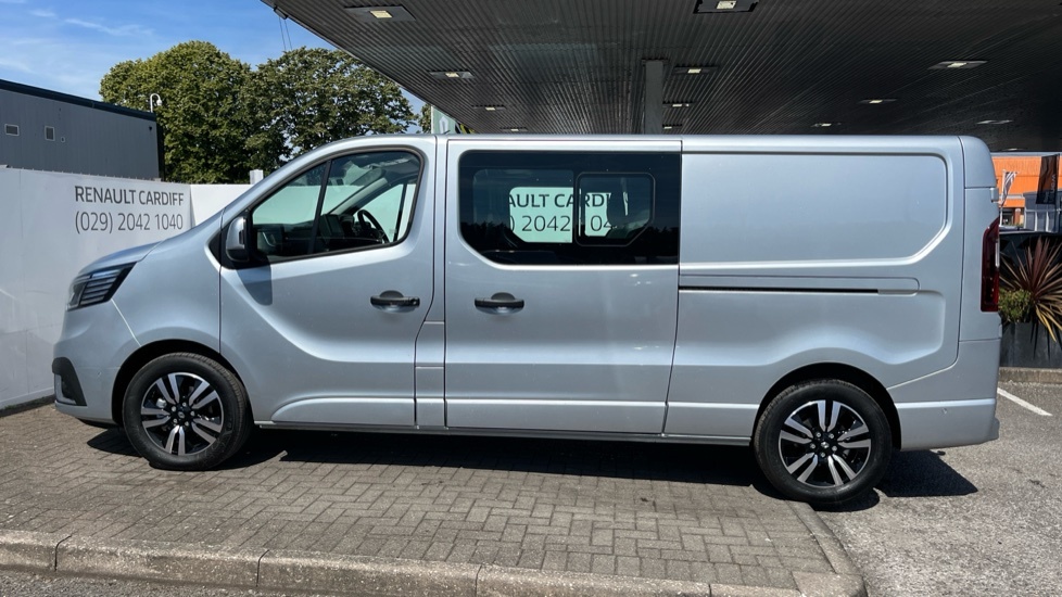 Renault Trafic Trafic Ll30 Blue Dci 130 Advance Safety Van White #10