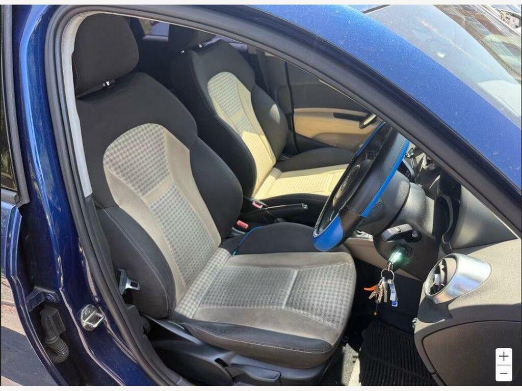 Audi A1 1.2 Tfsi Sport Sportback Euro 5 S S GX63ZTH Blue #5