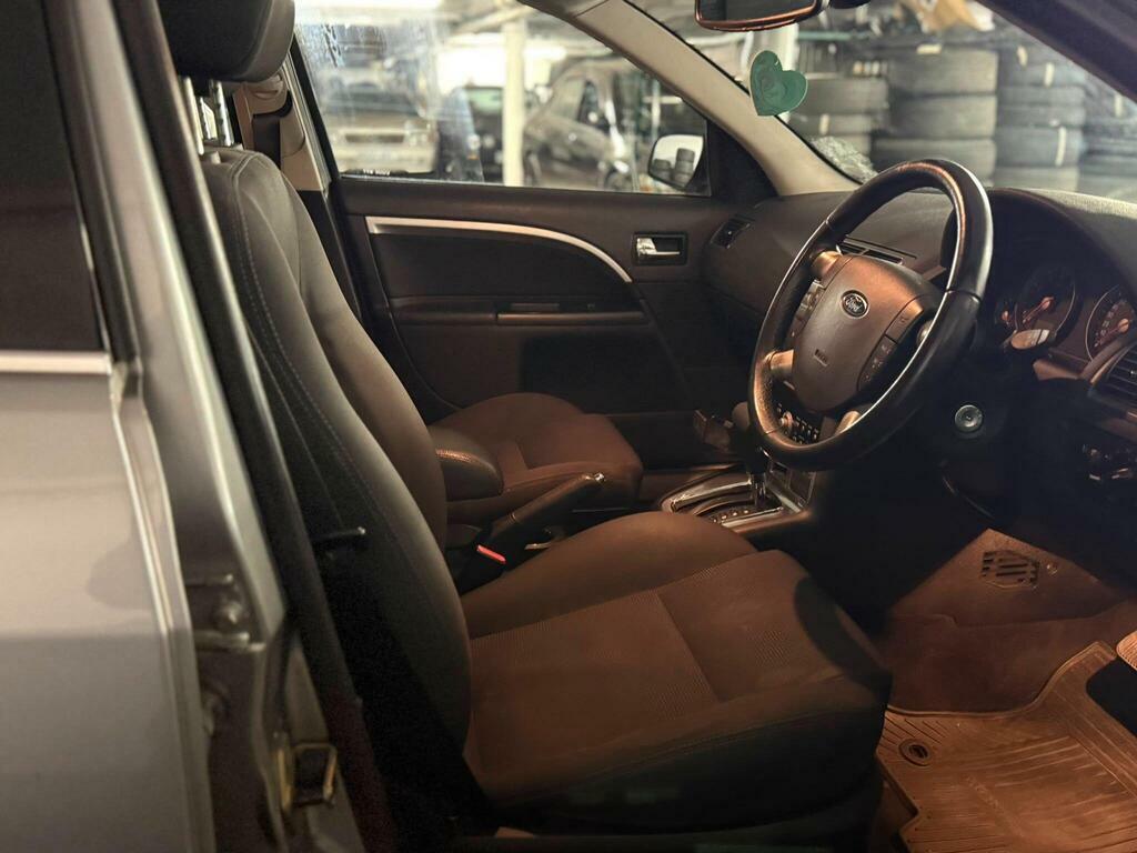Ford Mondeo 2.0 LX Silver #4