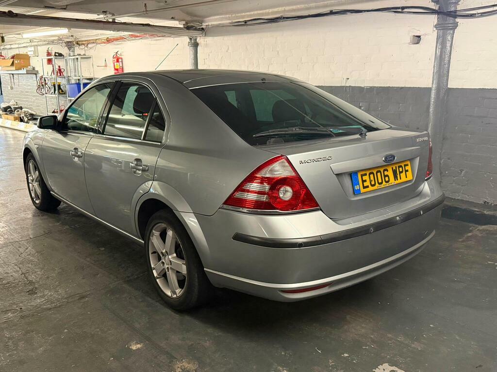 Ford Mondeo 2.0 LX Silver #3