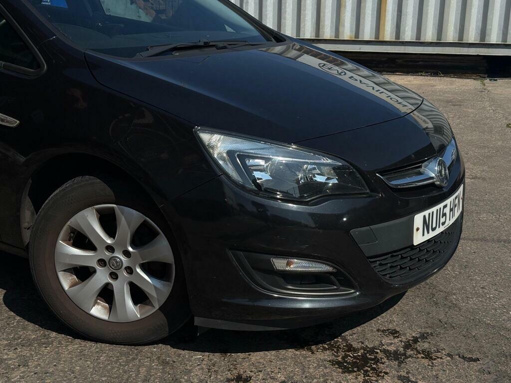 Vauxhall Astra 1.4I Design Euro 6 NU15HFN Black #2